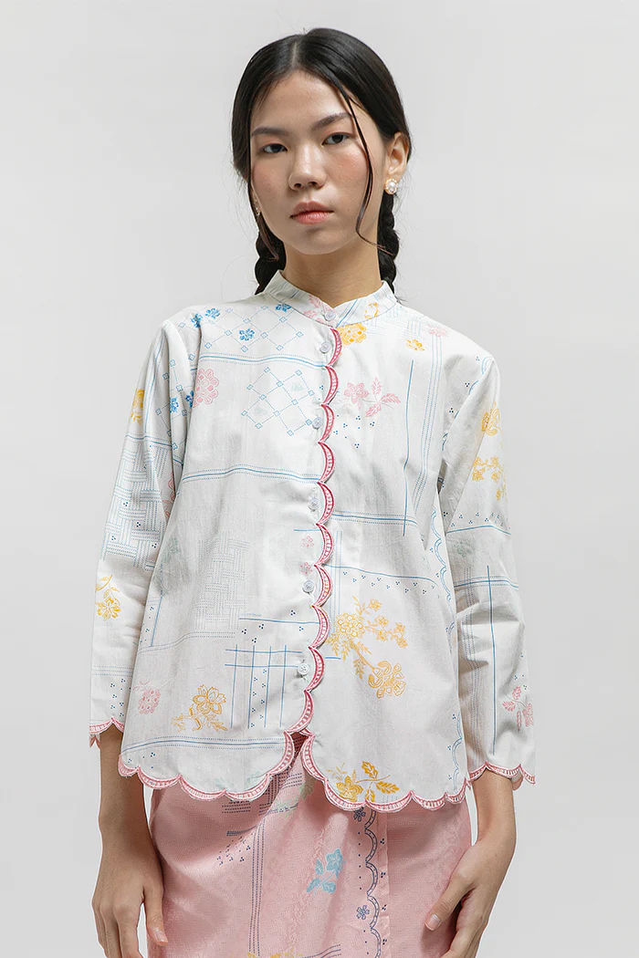 Aditi Rekah Putih