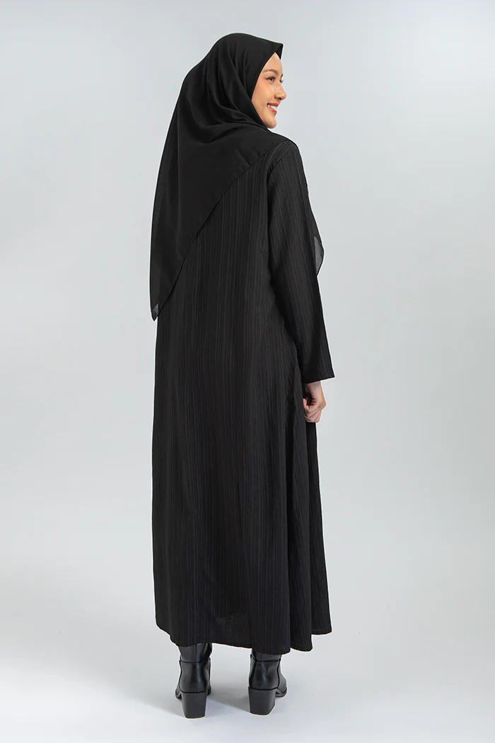 Black Amaria - Image 6