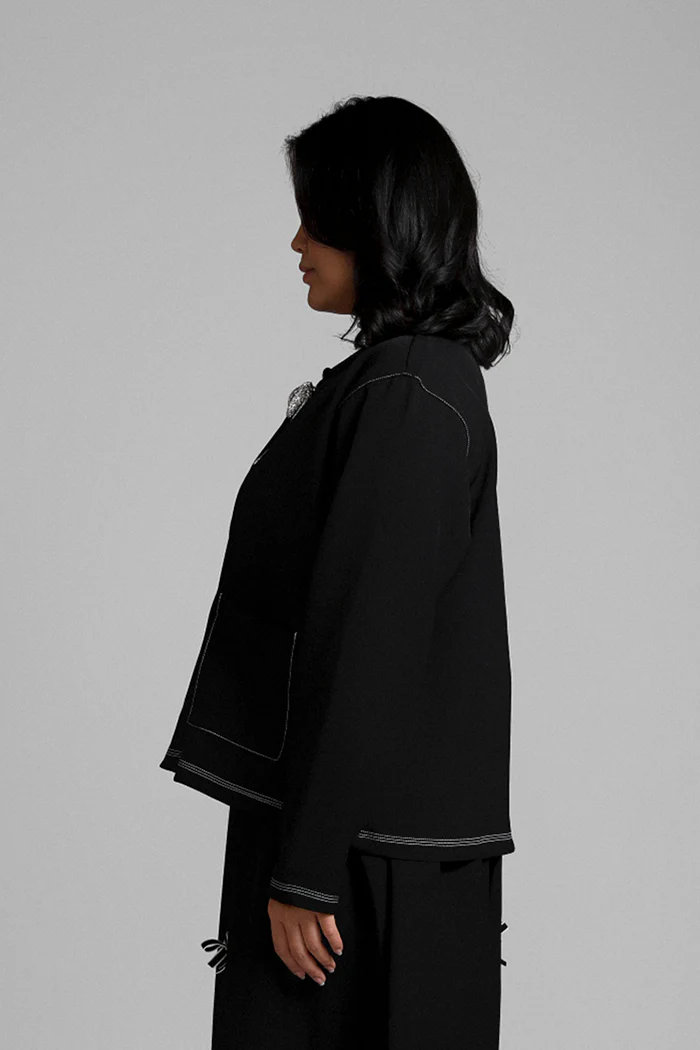 Black Chateau - Image 3