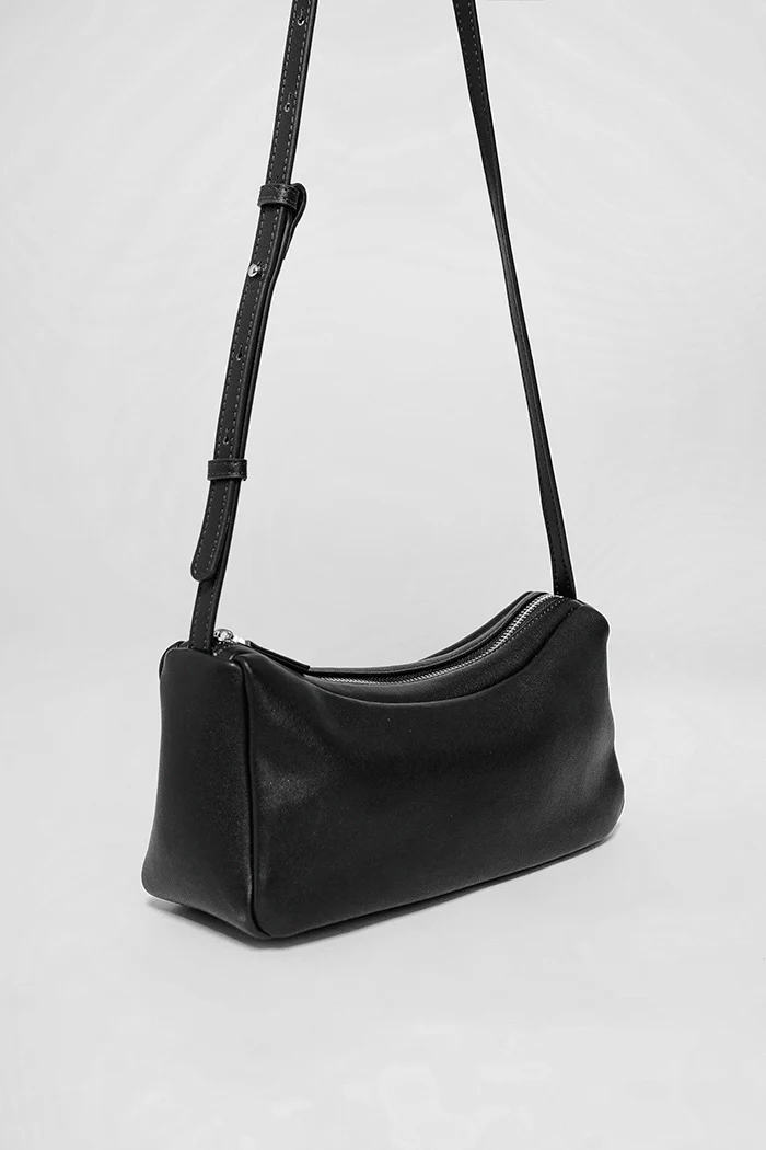 Black Loma - Image 3
