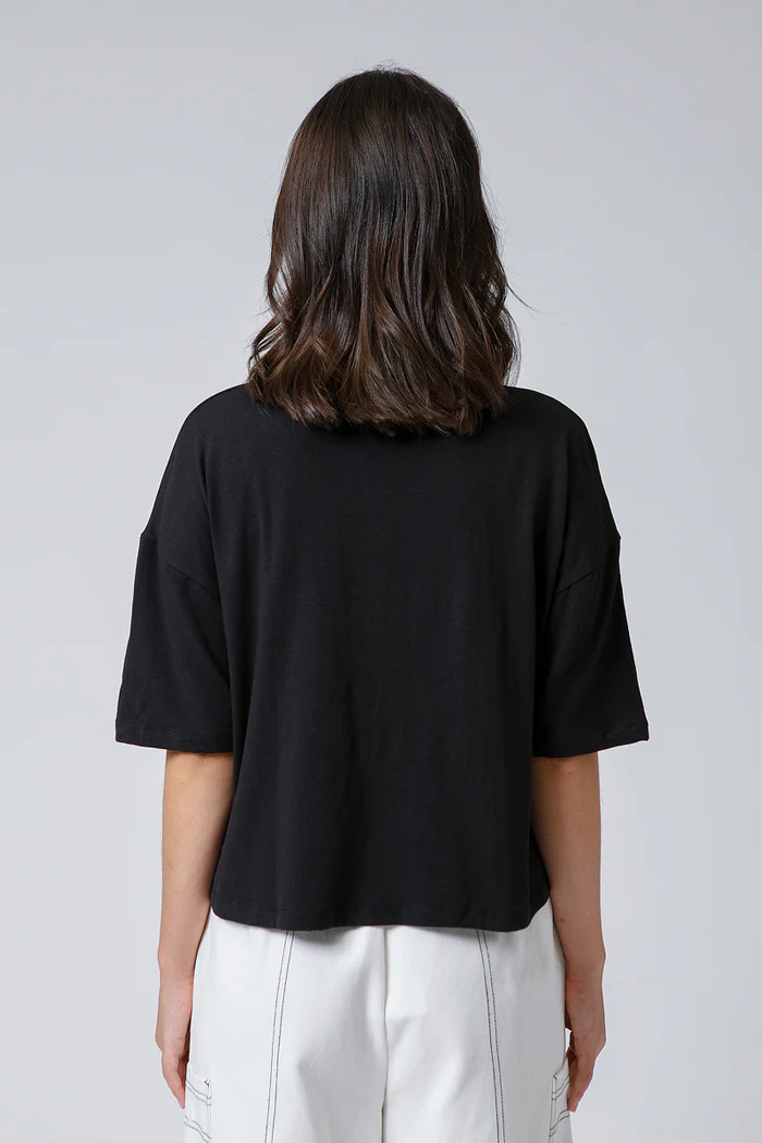 Black Oversized Tee - Image 4