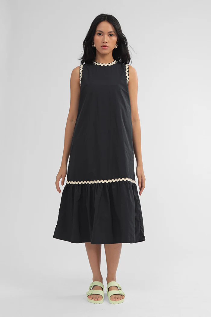 Black Tami - Image 3