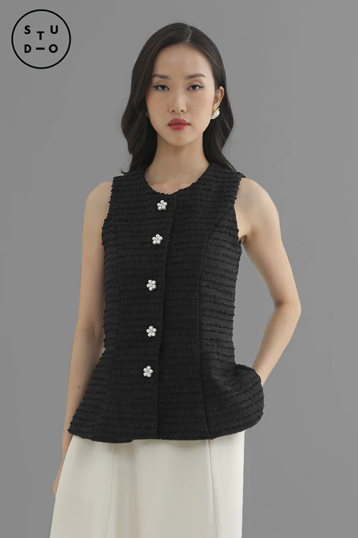 Black Tweed Bell B