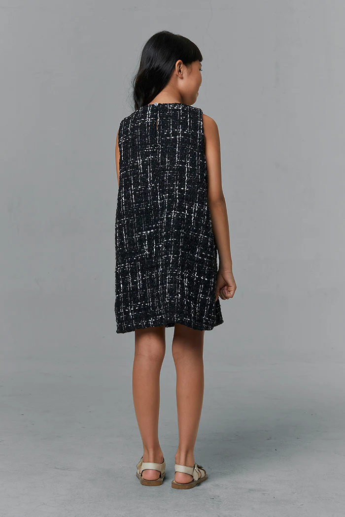 Black Tweed Jingle - Image 4