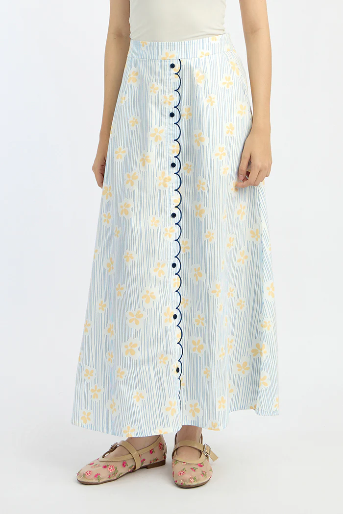 Blue Daisy Wells