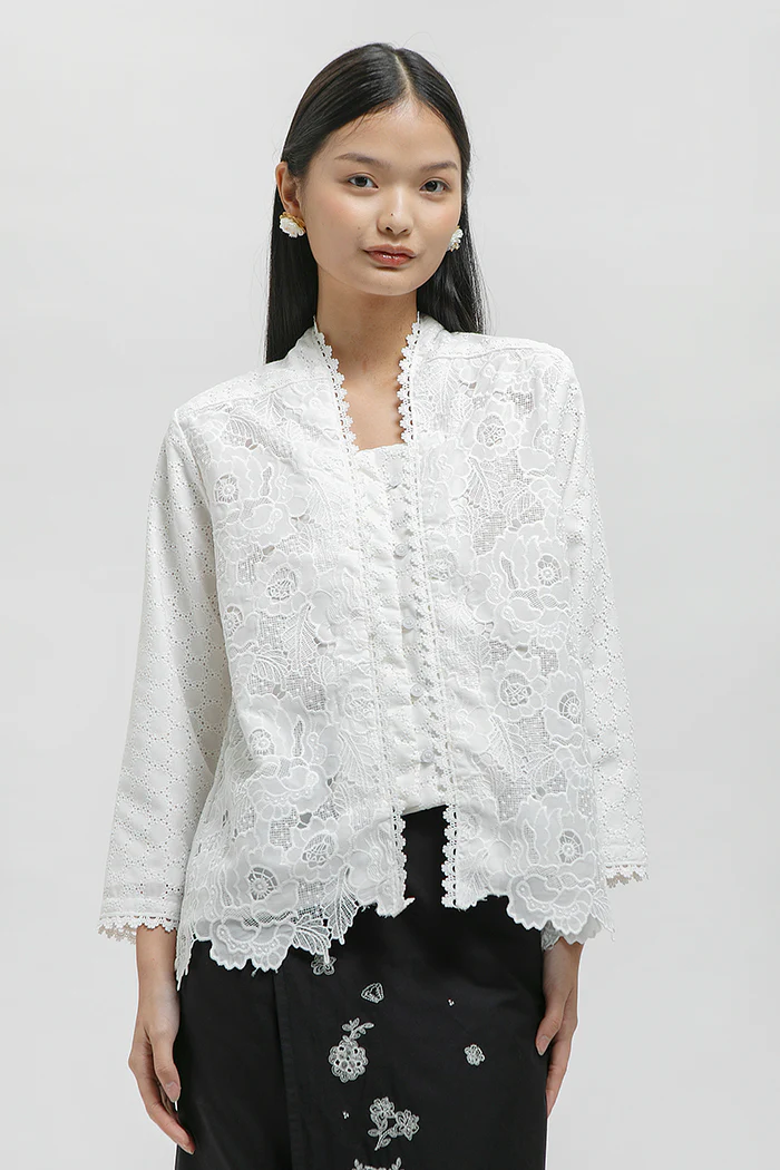 Kamelia Putih