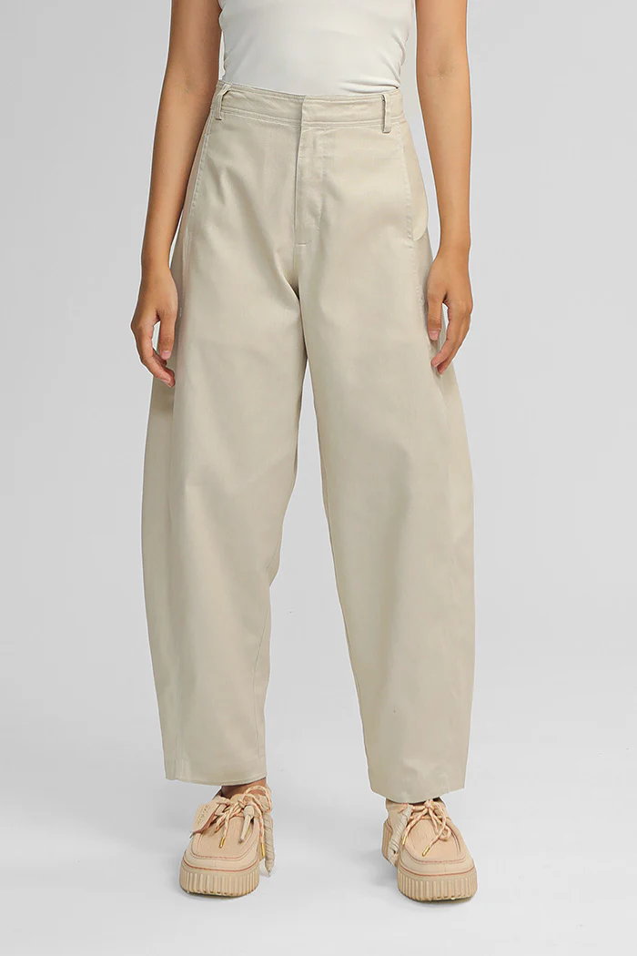 Khaki Russo