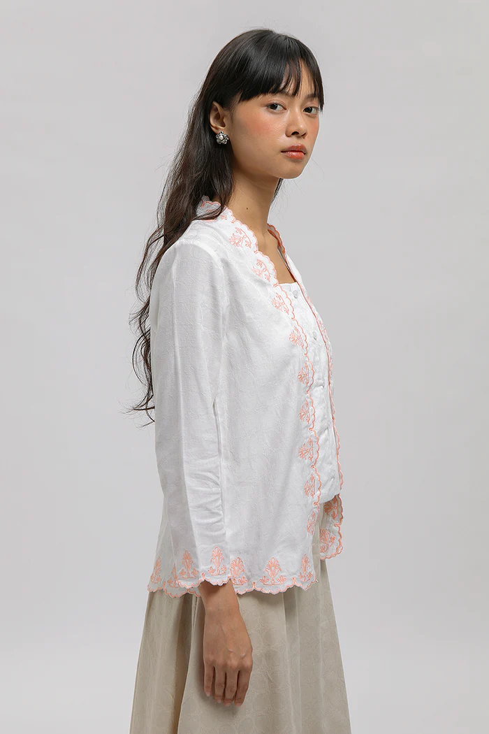 Latika Putih - Image 3