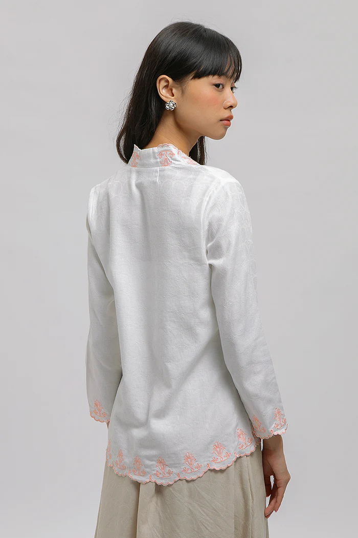 Latika Putih - Image 4