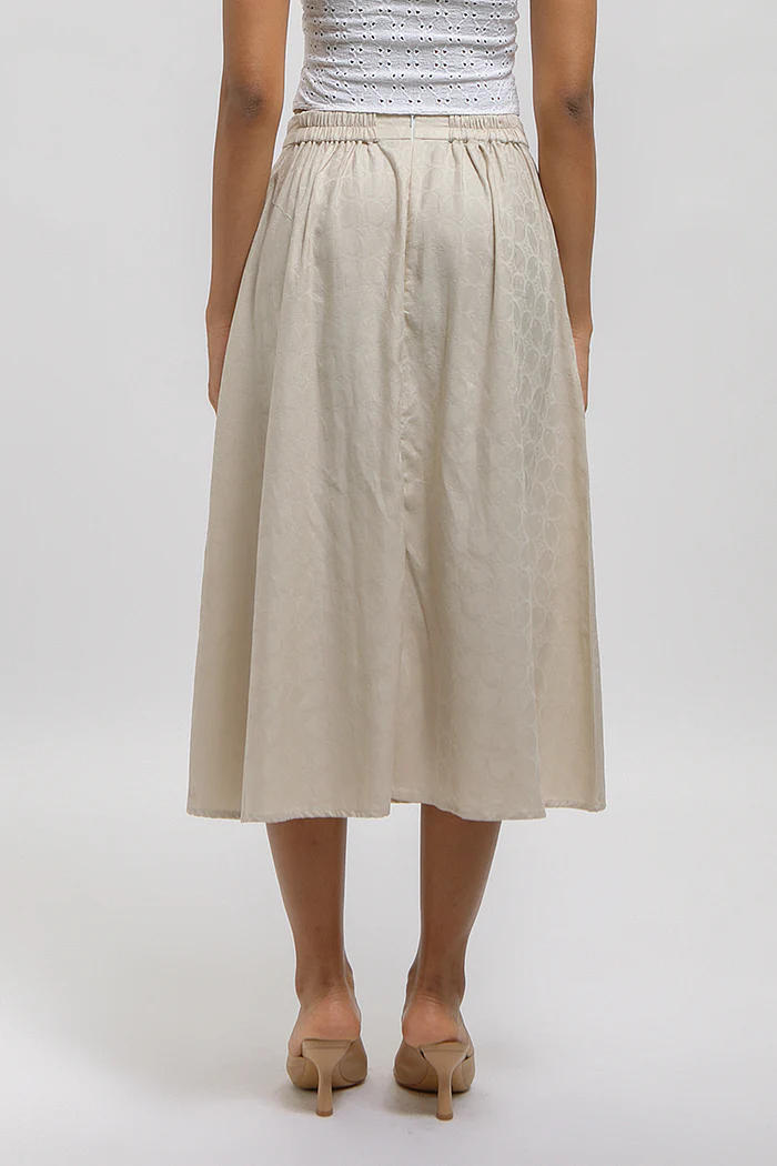 Mahika Krem - Image 4