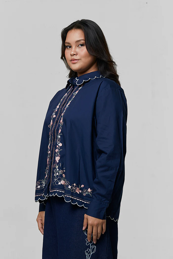 Navy Embroidery Fiosa - Image 3