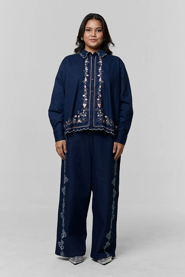 Navy Embroidery Fiosa - Image 7