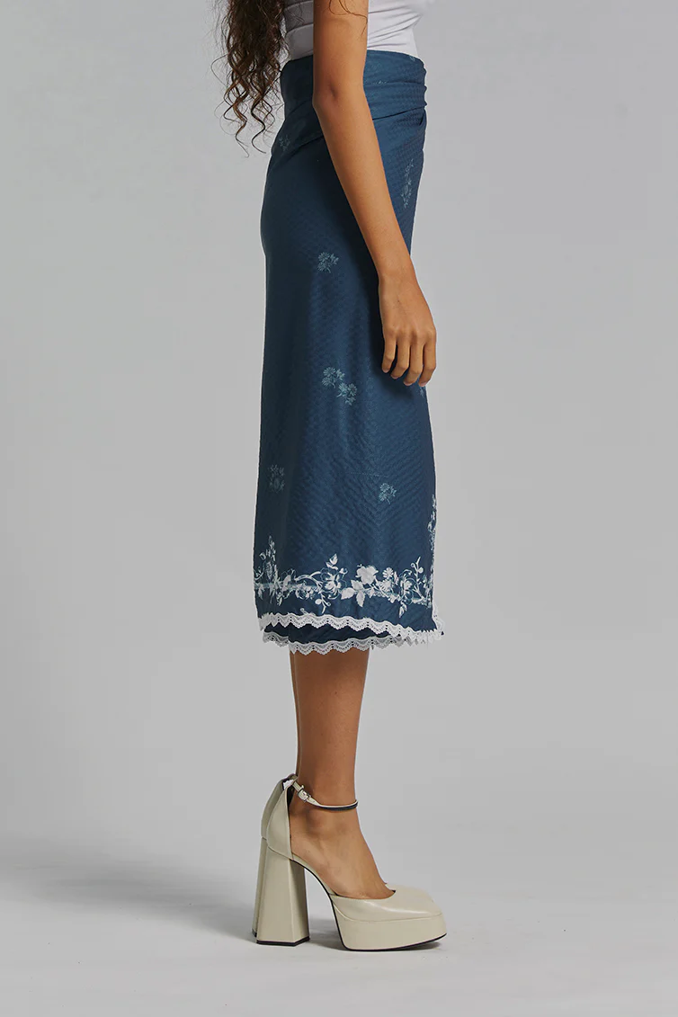 Navy Hilma - Image 3