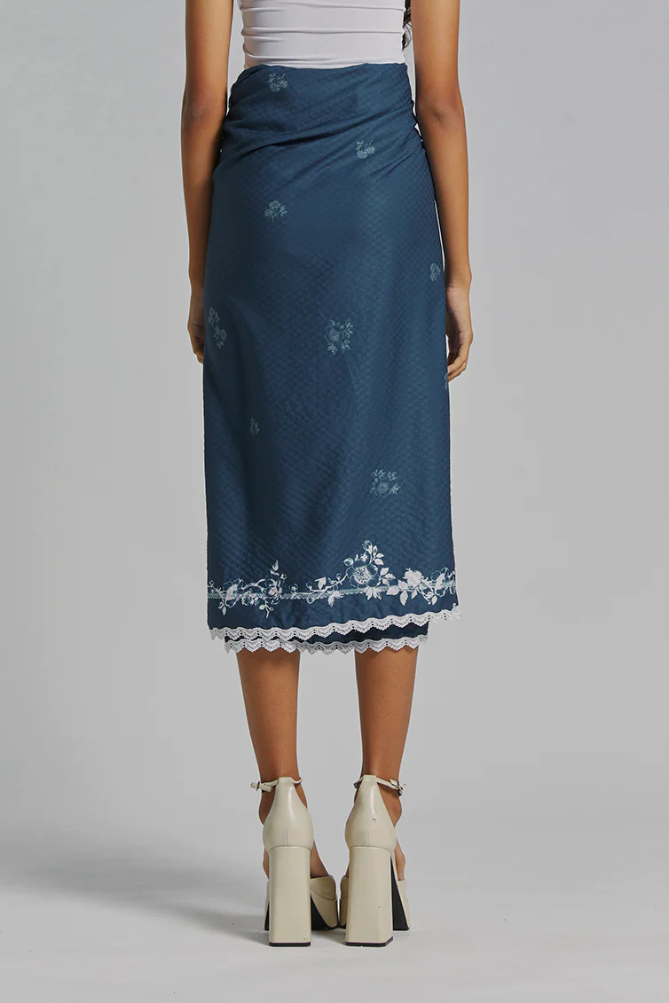 Navy Hilma - Image 4