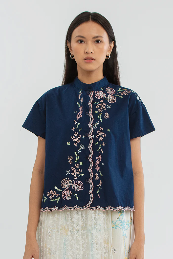 Navy Laima - Image 3