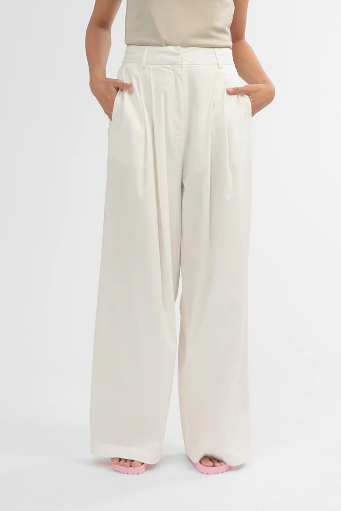 Off-white Cotton Bolin
