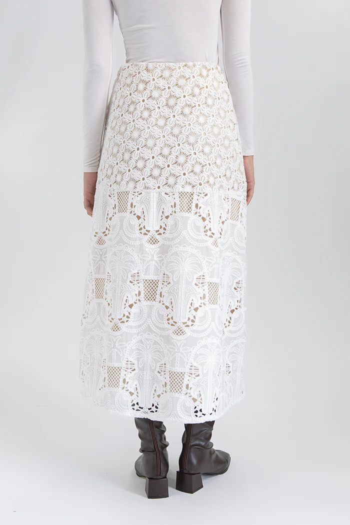 Off-white Embroidered Benna - Image 4
