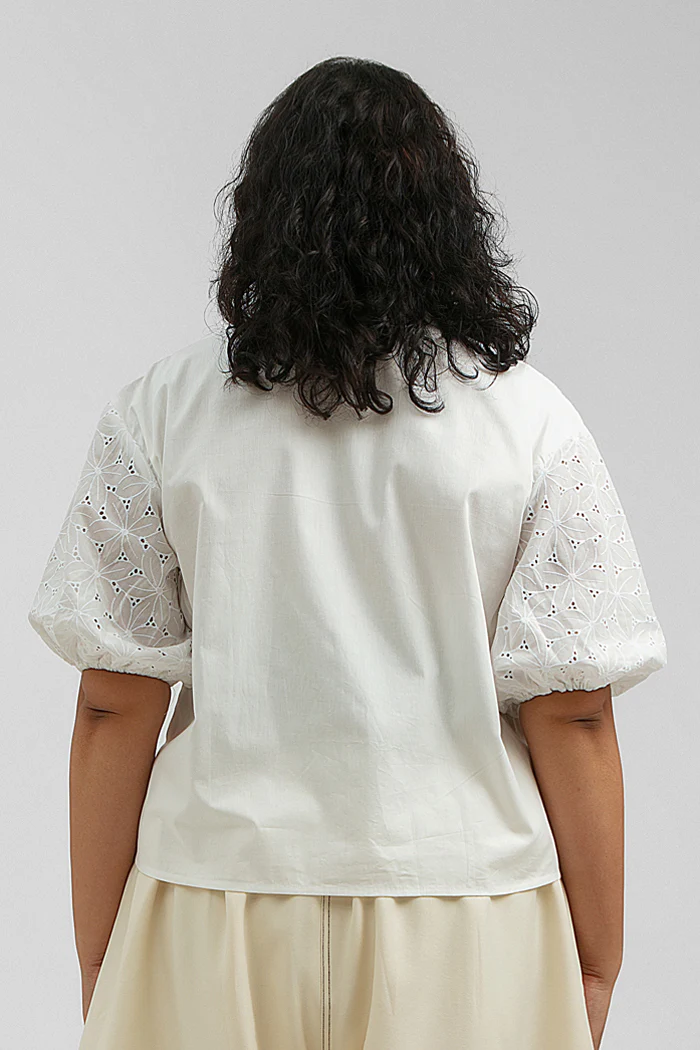 Off-white Embroidered Jensa - Defect Sale - Image 7