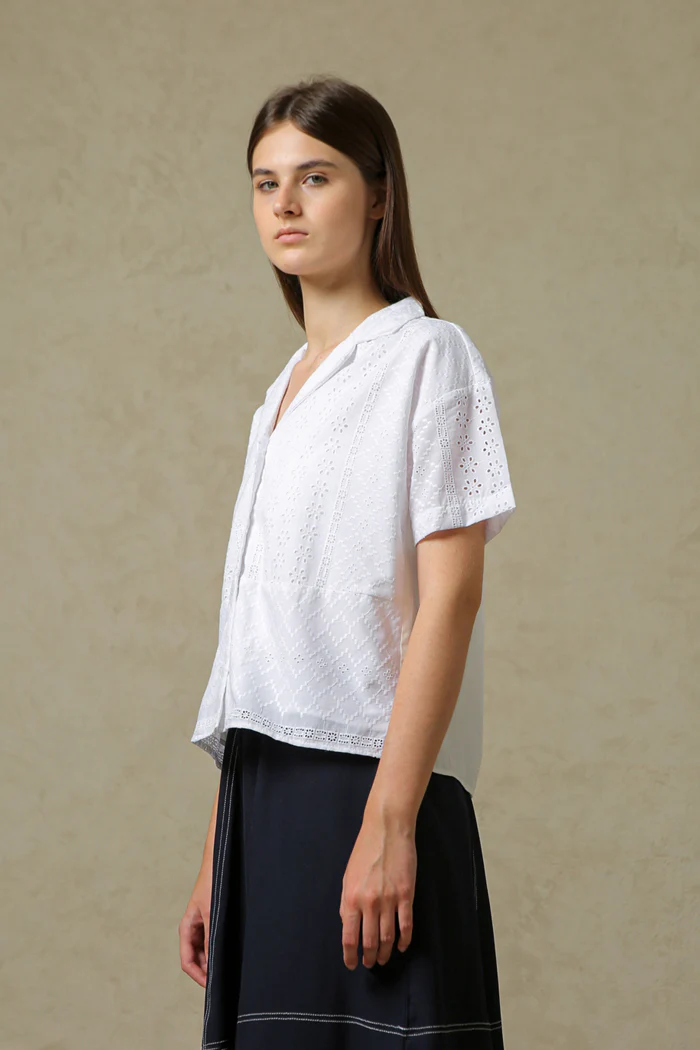 Off-white Embroidery Cardin - Image 3