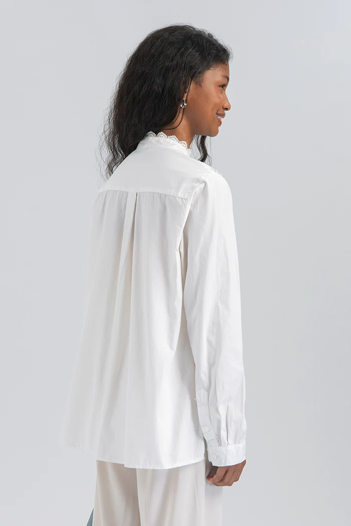 Off-white Embroidery Jana - Image 4