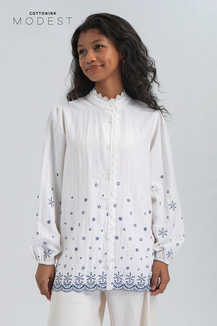 Off-white Embroidery Nadra