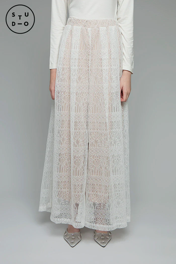 Off-white Layta