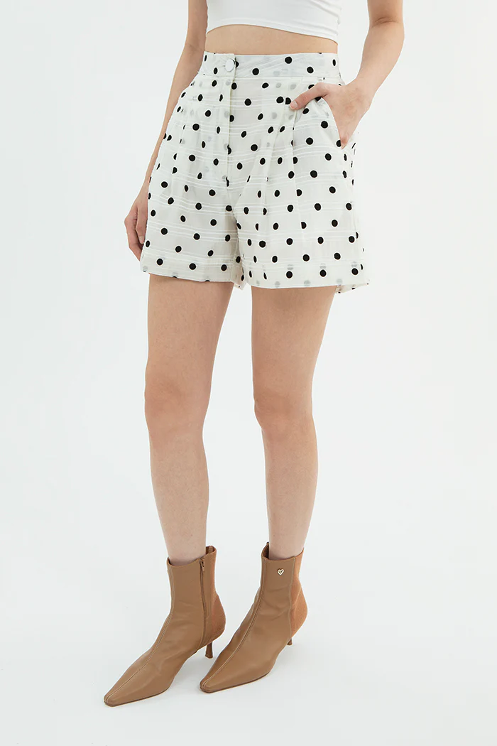 Off-white Polka Fresco - Image 3
