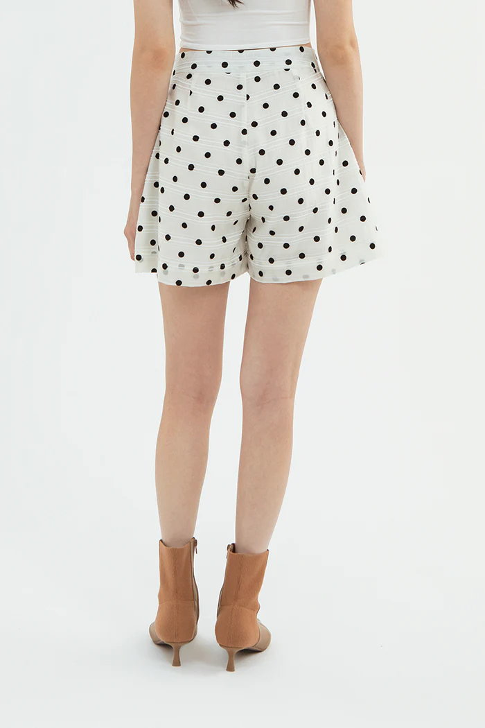 Off-white Polka Fresco - Image 4