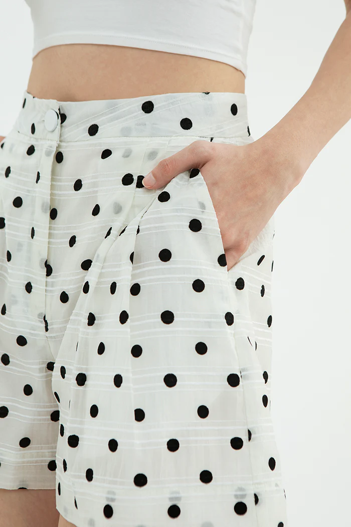 Off-white Polka Fresco - Image 6