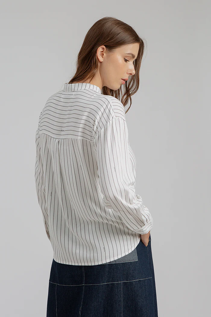 Off-white Striped Gugino - Defect Sale - Image 3