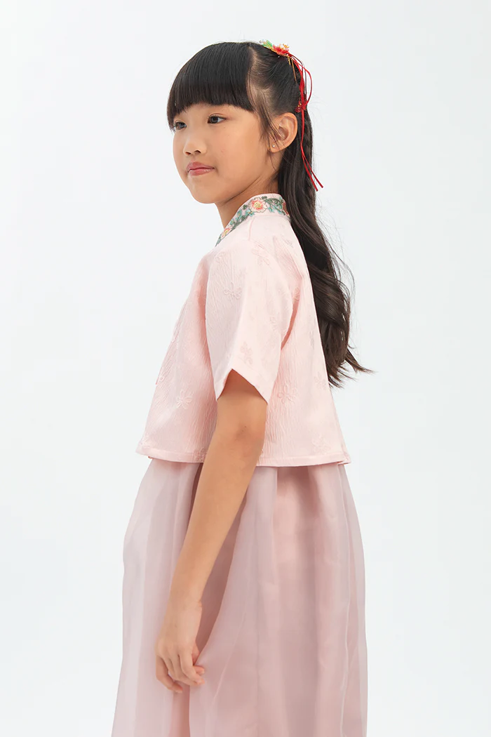 Pink Fang - Image 5