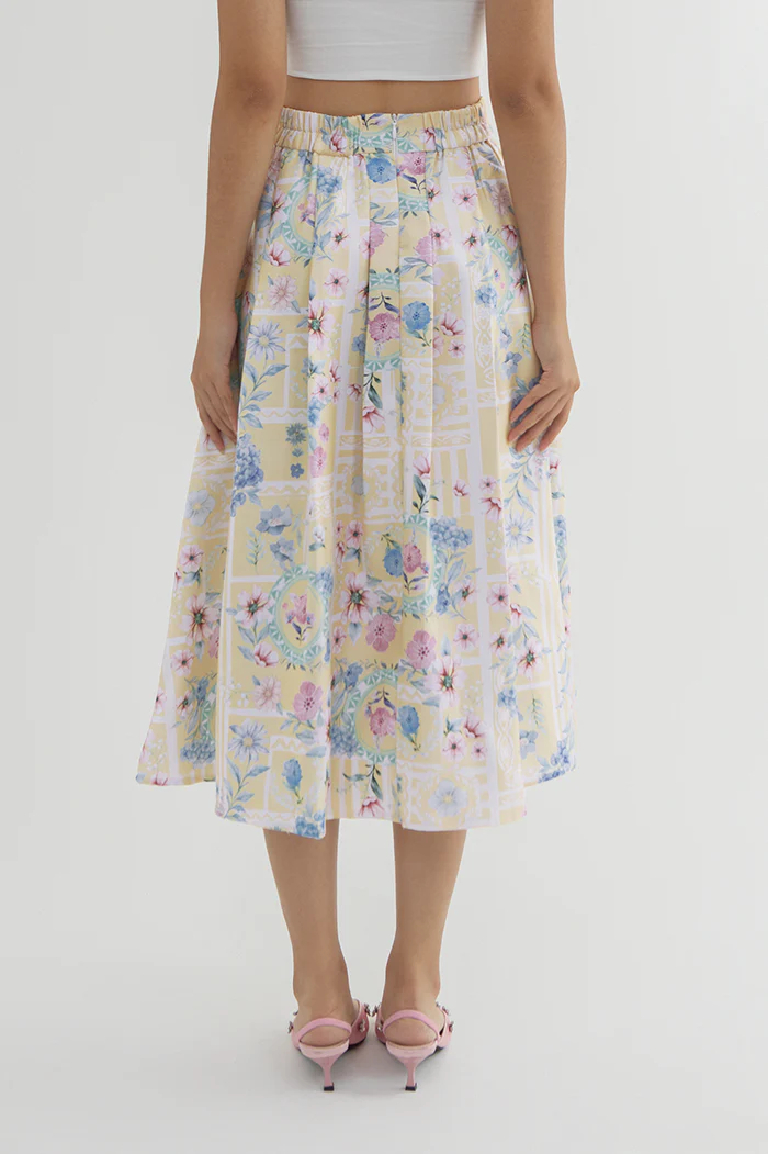 Yellow Porcelain Dari - Image 4