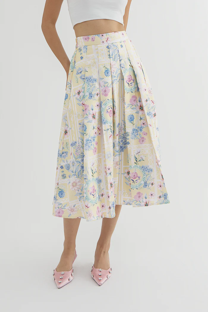 Yellow Porcelain Dari - Image 5